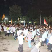 bulan lomba