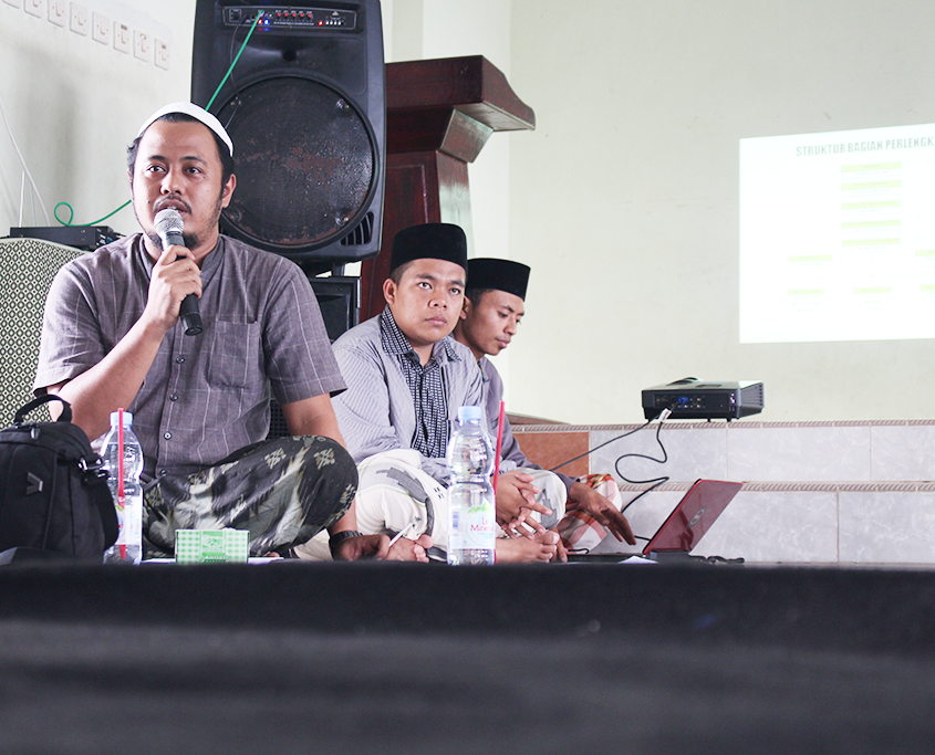 KH. Fahmi AHZ