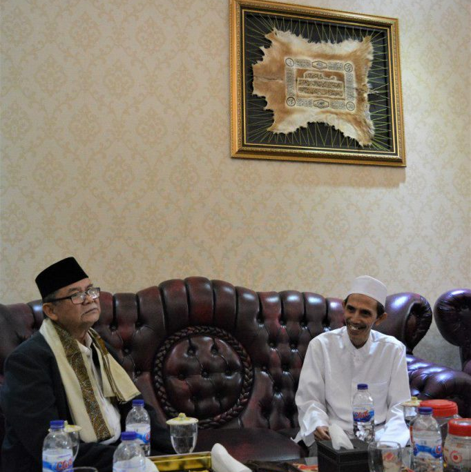 KH. Moh. Zuhri Zaini