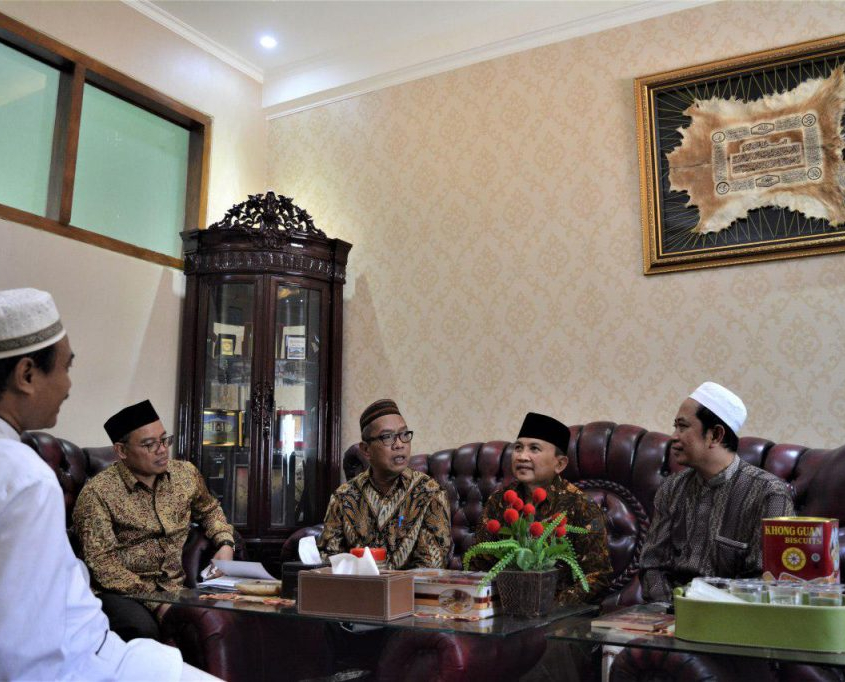 Seminar Pendidikan: Pesantren Kiblat Pendidikan Karakter