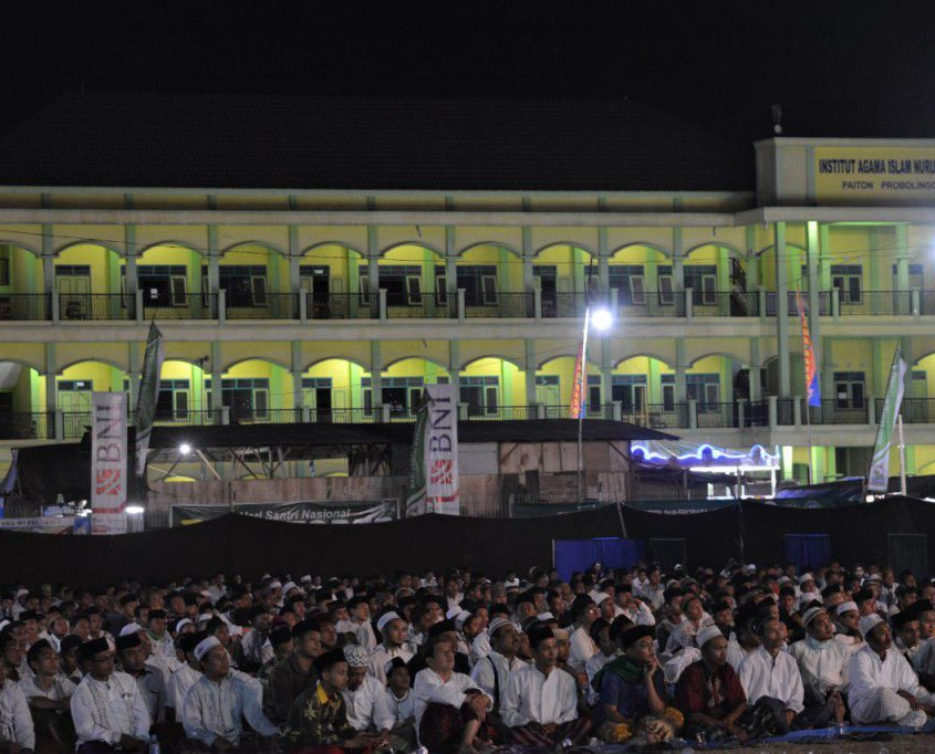 Istighosah Malam Hari Santri Nasional 2017 di Nurul Jadid
