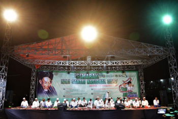 Istighosah Malam Hari Santri Nasional 2017 di Nurul Jadid