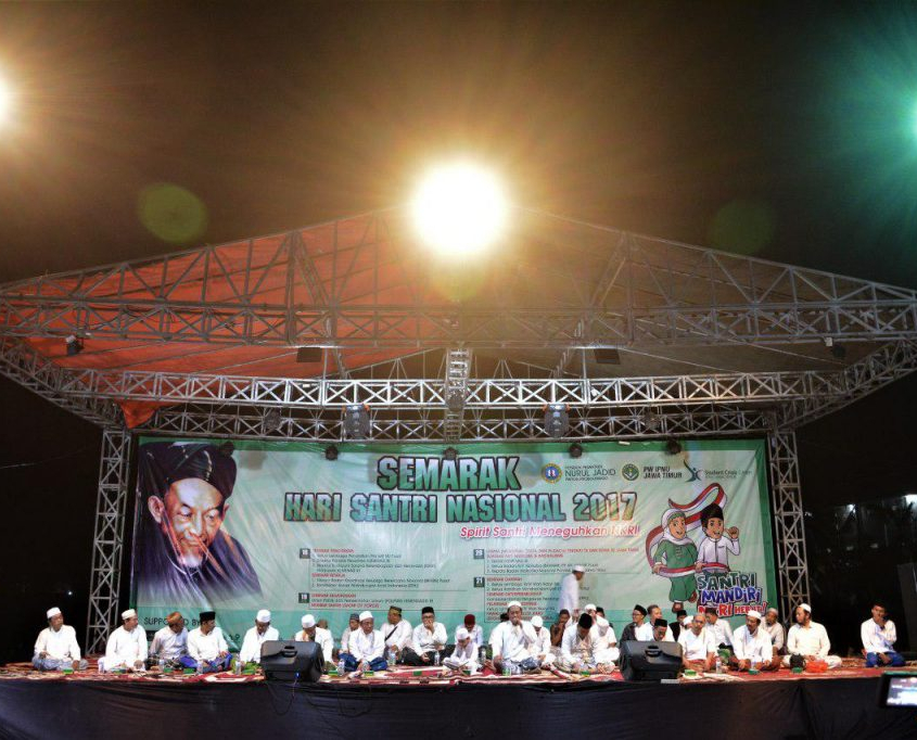 Istighosah Malam Hari Santri Nasional 2017 di Nurul Jadid