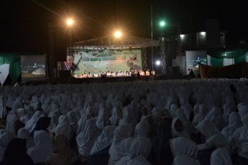 Istighosah Malam Hari Santri Nasional 2017 di Nurul Jadid