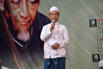Istighosah Malam Hari Santri Nasional 2017 di Nurul Jadid