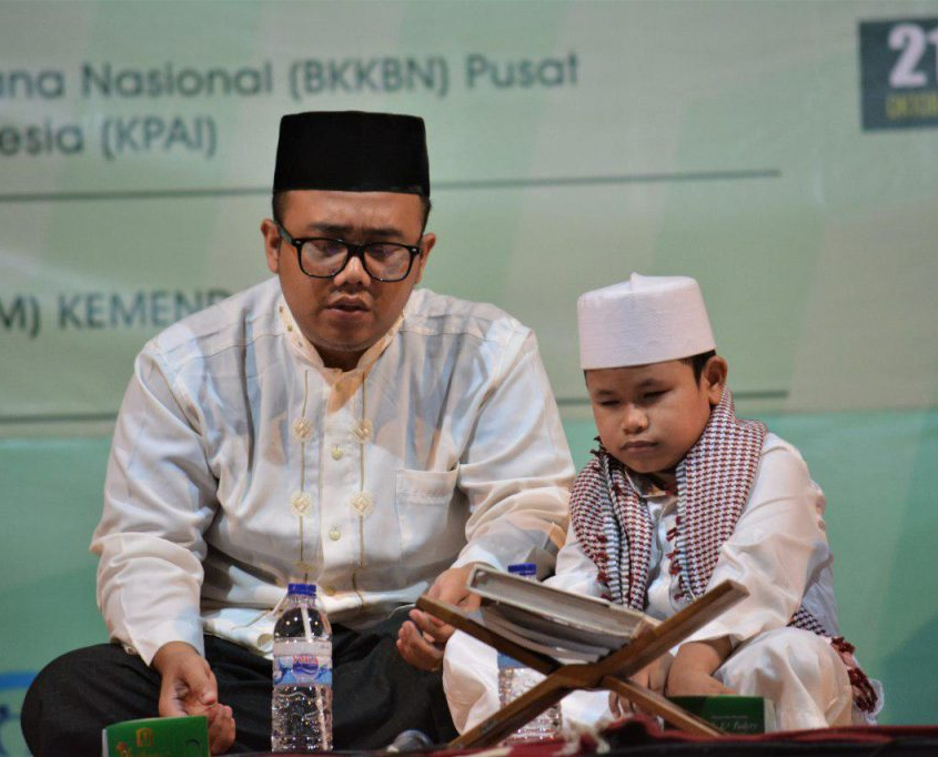 Istighosah Malam Hari Santri Nasional 2017 di Nurul Jadid