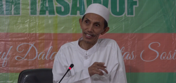Kuliah tasawuf bersama kh zuhri zaini