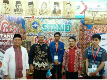 rektor unuja kunjungi expo kmi viii 20l7