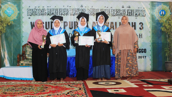 Wisuda Awwaliyah 3 MADIN Wilayah Al Hasyimiyah