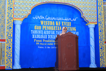 Wisuda PPIQ Puteri