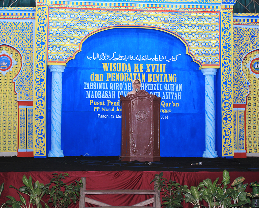Wisuda PPIQ Puteri