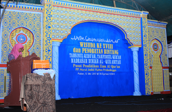 Wisuda PPIQ Puteri