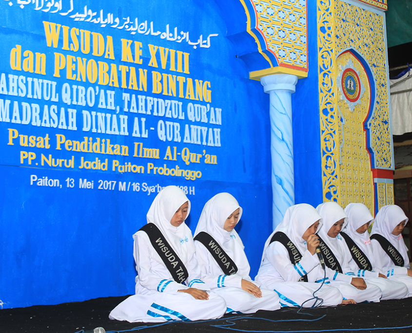 Wisuda PPIQ Puteri