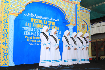 Wisuda PPIQ Puteri