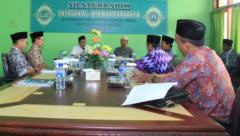Kunjungan Al-Hikmah Surabaya