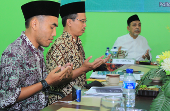 Kunjungan Al-Hikmah Surabaya
