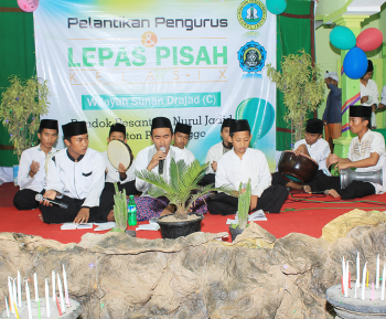 Pelantikan Pengurus dan Lepas Pisah Santri Wilayah Sunan Drajat (C)