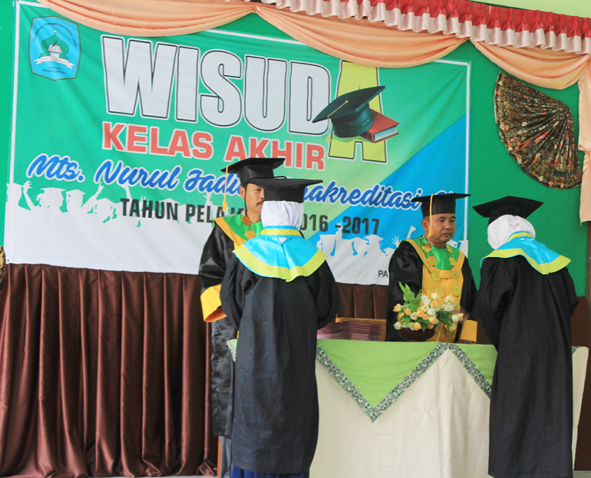 Wisuda MTs Nurul Jadid Puteri