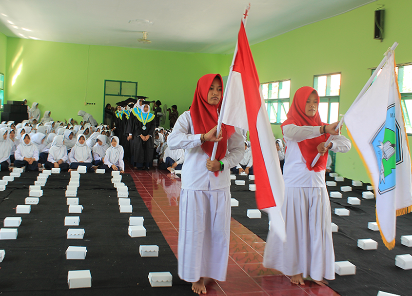 Wisuda MTs Nurul Jadid Puteri