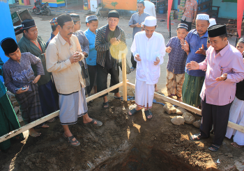 KH. Moh. Zuhri Zaini