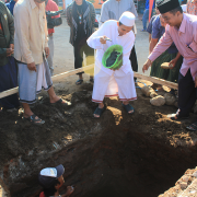 KH. Moh. Zuhri Zaini