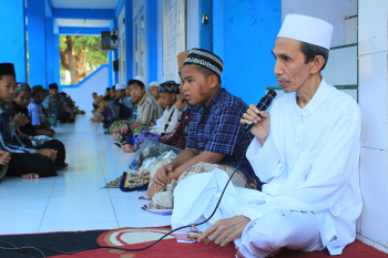 KH. Moh. Zuhri Zaini
