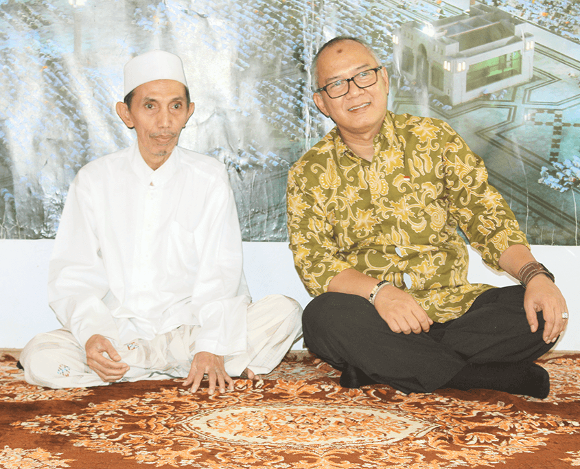 KH. Moh. Zuhri Zaini