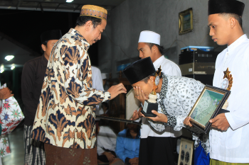 KH. Abdul Hamid Wahid
