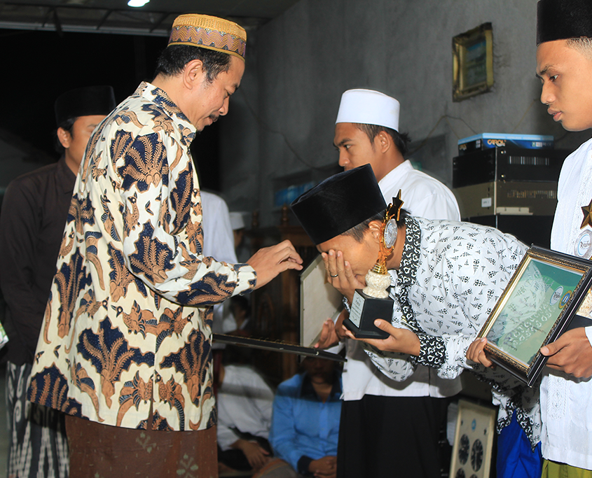 KH. Abdul Hamid Wahid