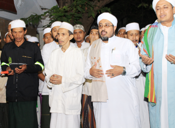 KH. Moh. Zuhri Zaini