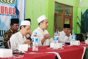 KH. Moh. Zuhri Zaini