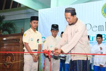KH. Hefniy Razaq