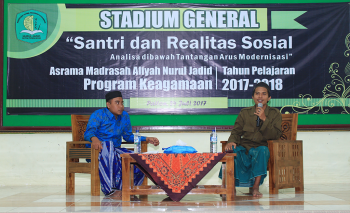 Stadium General Santri dan Realitas Sosial