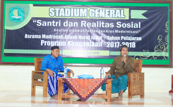 Stadium General Santri dan Realitas Sosial