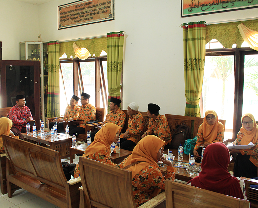 Kunjungan PP. Al Ma'arif Jember