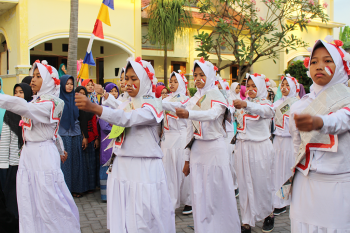 Gerak Jalan Unik Wilayah Al Hasyimiyah
