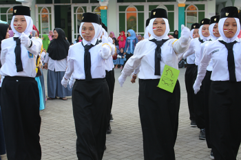 Gerak Jalan Unik Wilayah Al Hasyimiyah