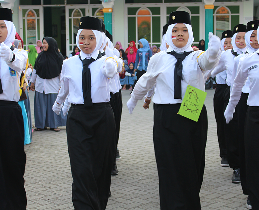 Gerak Jalan Unik Wilayah Al Hasyimiyah