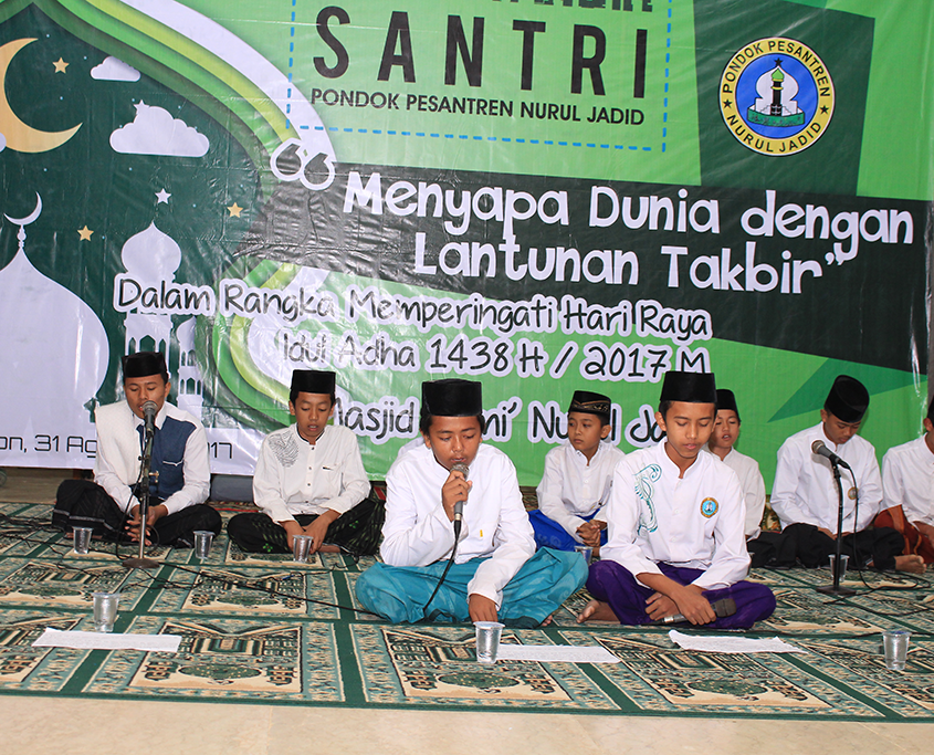 Gema Takbir santri Nurul Jadid