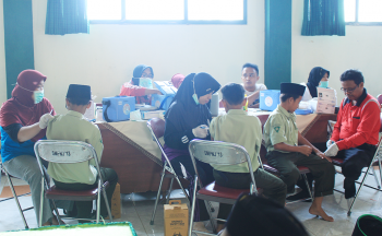 Imunisasi Rubela SMP Nurul Jadid