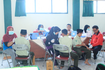 Imunisasi Rubela SMP Nurul Jadid