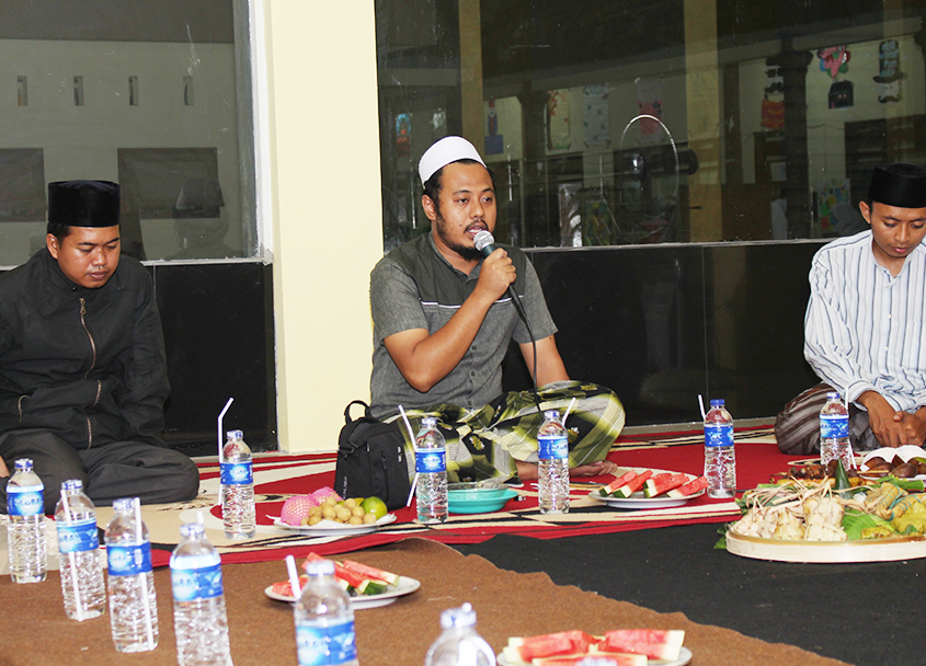 KH. Fahmi AHZ