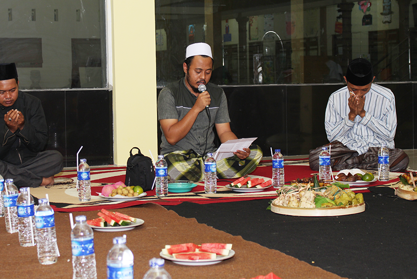 KH. Fahmi AHZ