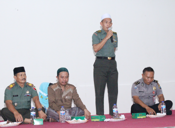 Nonton Bareng G30S PKI Bersama Santri Nurul Jadid