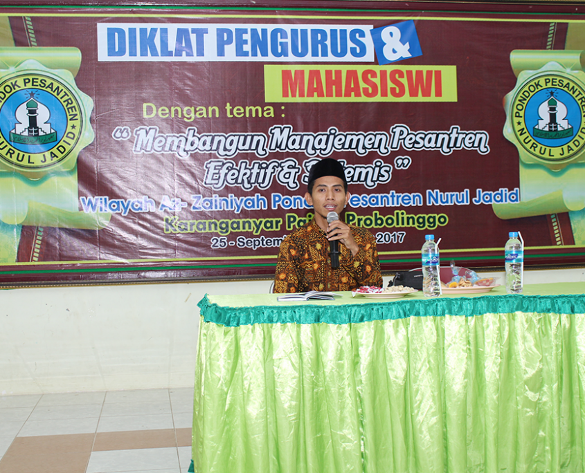Diklat Pengurus dan Mahasiswa UNUJA