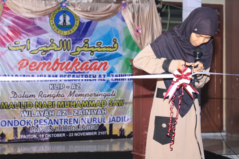 Pembukaan Klip Az-Zainiyah