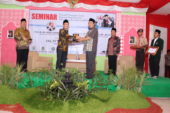 KH. Abdul Hamid Wahid