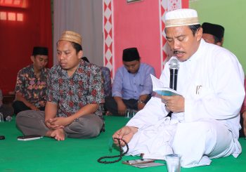 KH. Moh. Romzi Al Amiri Mannan