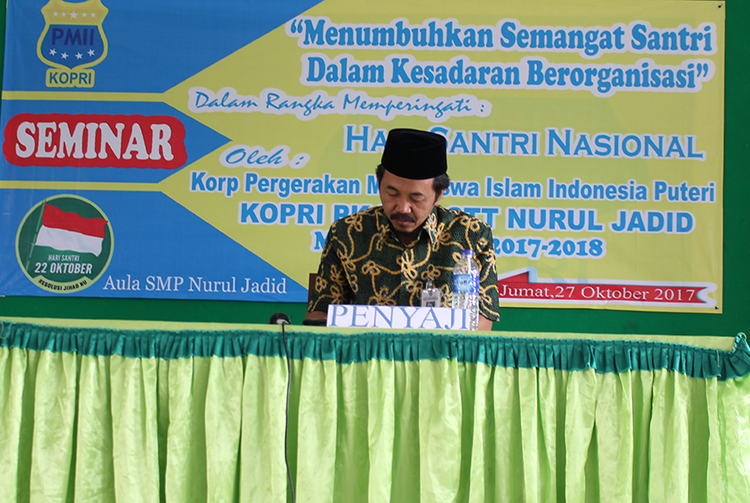 Seminar Hari Santri Nasional Menumbuhkan Semangat Santri Dalam Berorganisasi