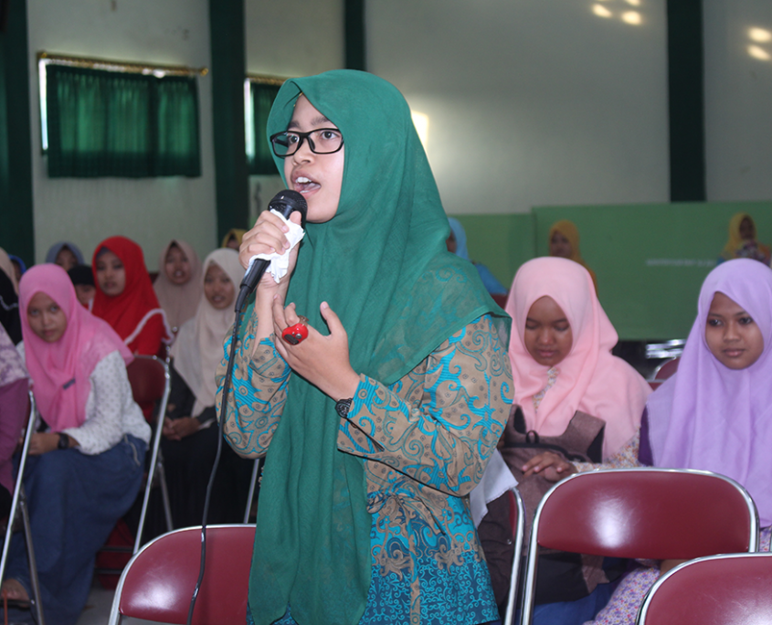 Seminar Hari Santri Nasional Menumbuhkan Semangat Santri Dalam Berorganisasi